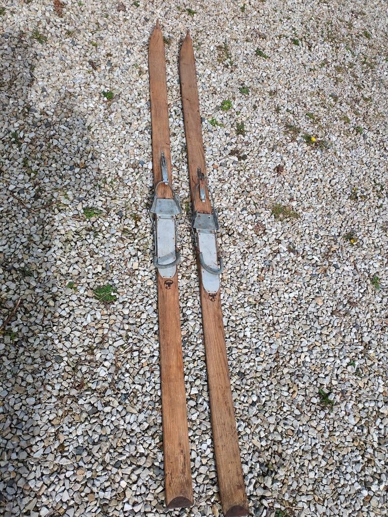 Anciens skis armée allemande, Ophalen