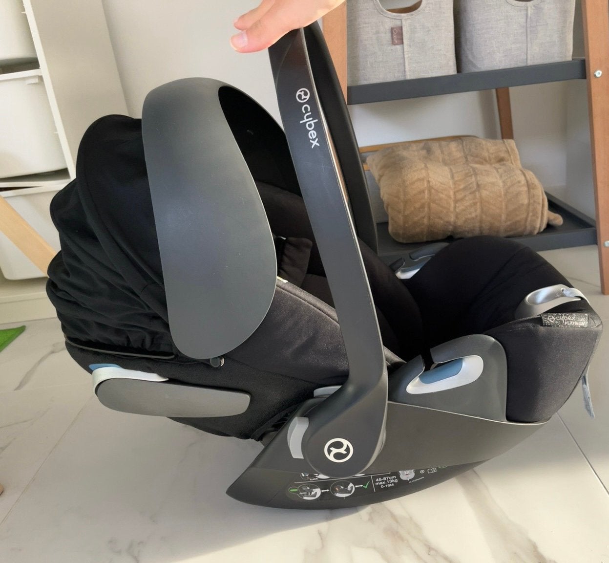 Cybex Cloud Z i-Size - très bon état + étui supplémentaire, Enfants & Bébés, Enlèvement, Comme neuf