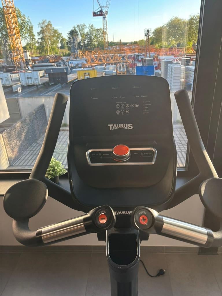 Hometrainer, Ophalen, Kunststof, Gebruikt, Benen