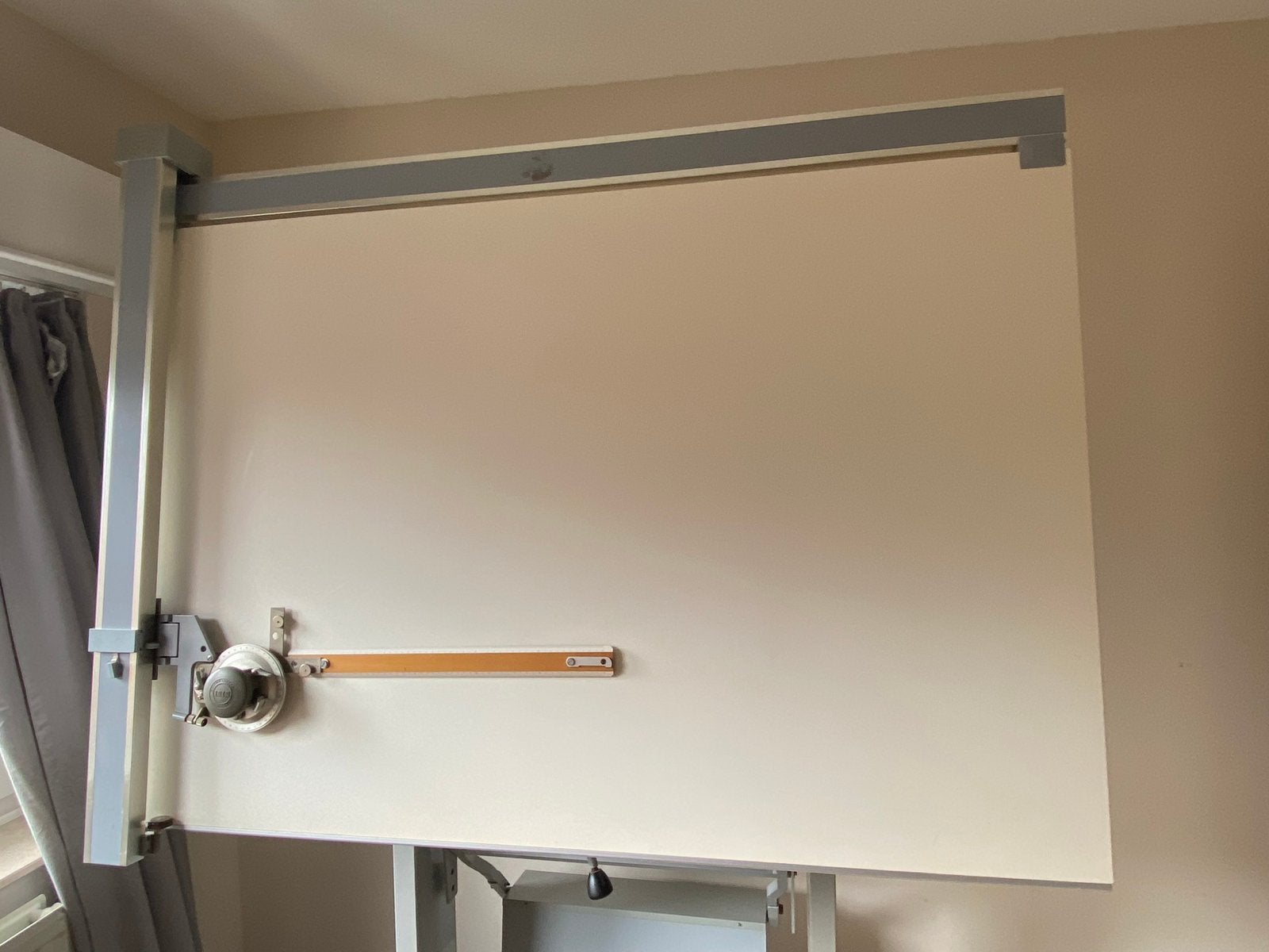 Tekentafel, Enlèvement, Utilisé, 150 à 170 cm