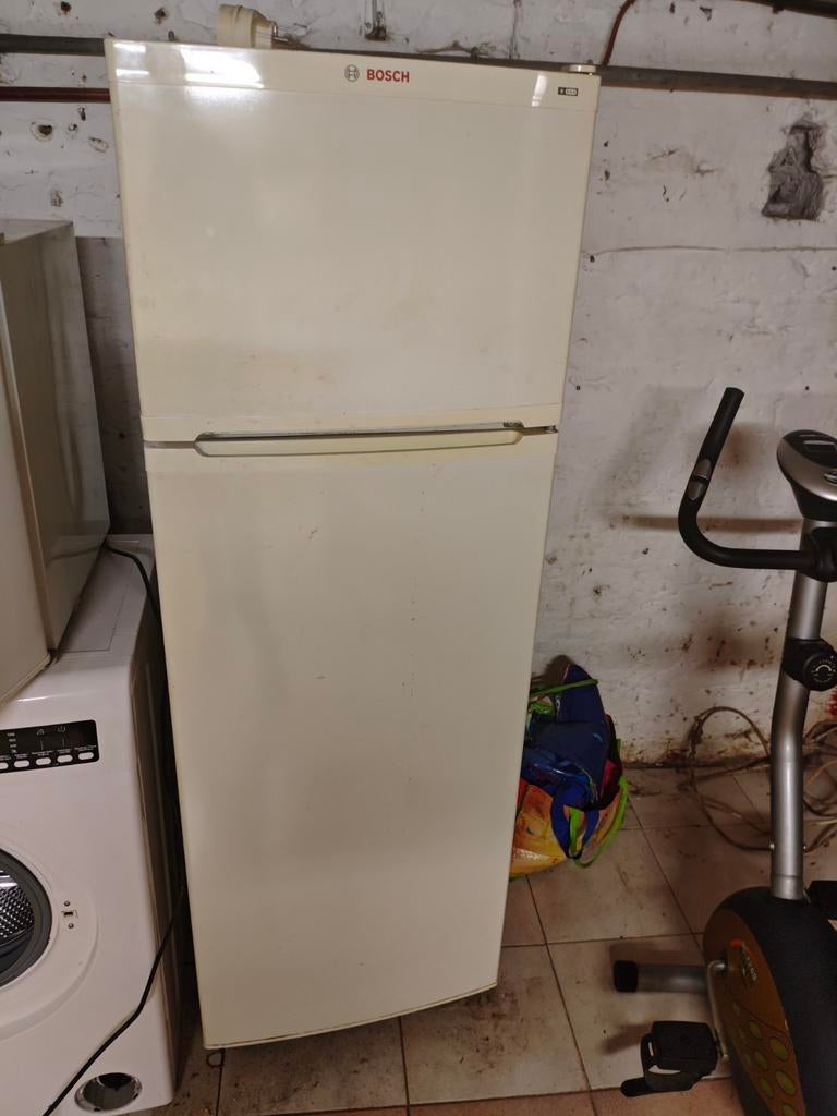 Frigo congélateur bosch 55€, Electroménager, Réfrigérateurs & Frigos, Enlèvement