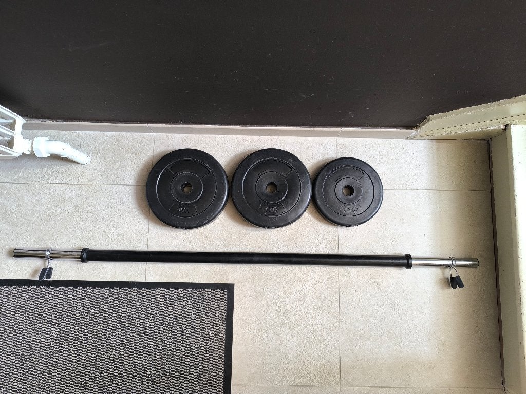 2 x 5kg, 2,5kg Halterschijven + baar (30mm)., Sport en Fitness, Ophalen, Gebruikt, Benen, Halterschijven
