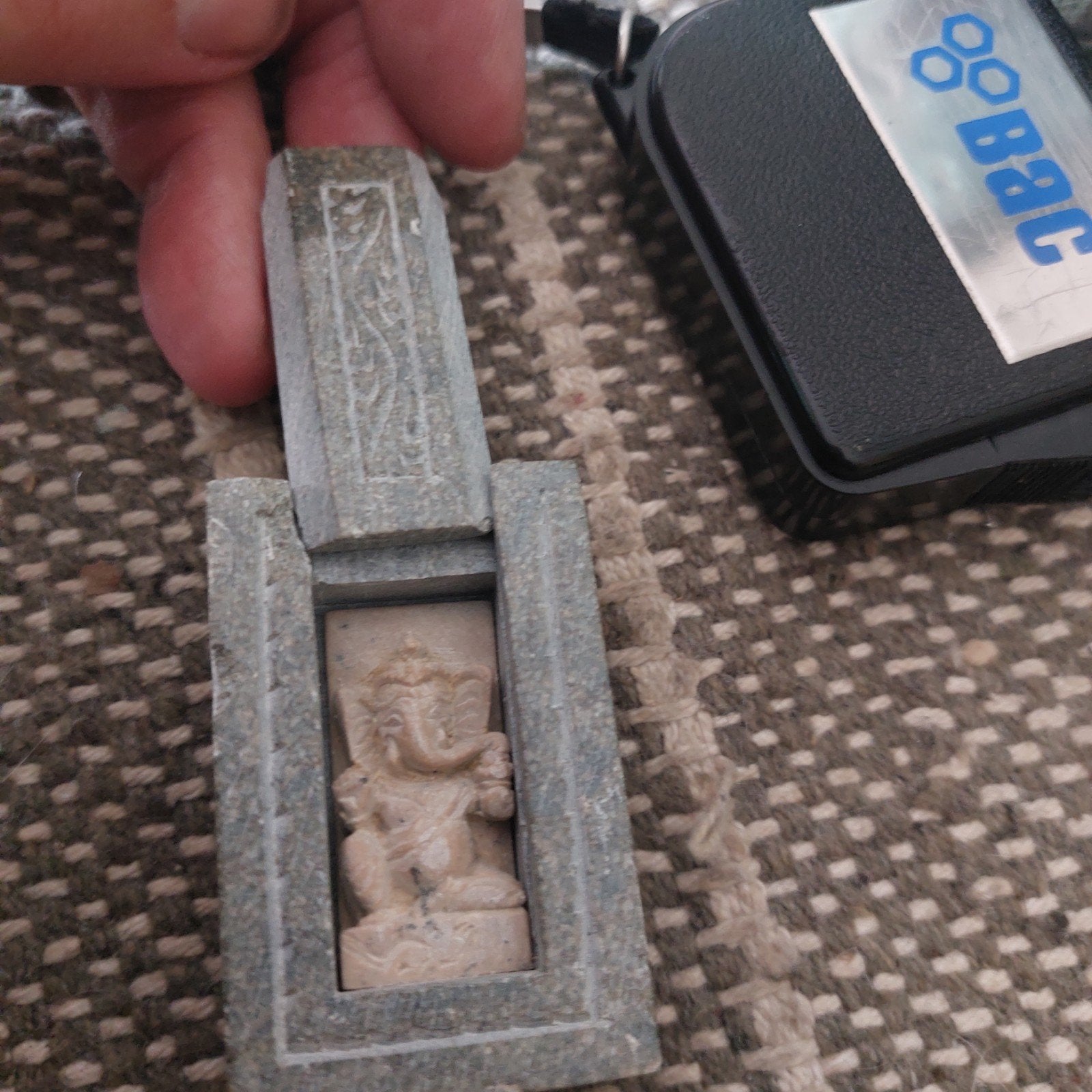 Klein reisaltaar Ganesha uit speksteen, Antiek en Kunst, Ophalen
