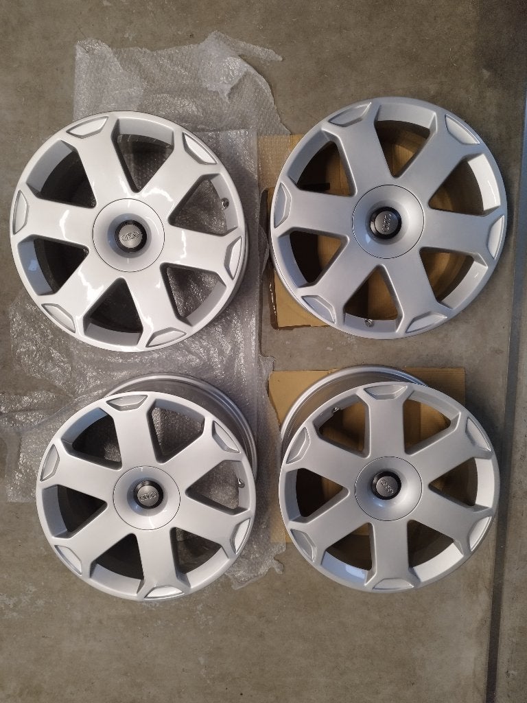 JANTE AVUS AUDI S4 B6/B7 OEM 18 POUCES, Autos : Pièces & Accessoires, Neuf, Véhicule de tourisme, 18 pouces, Enlèvement