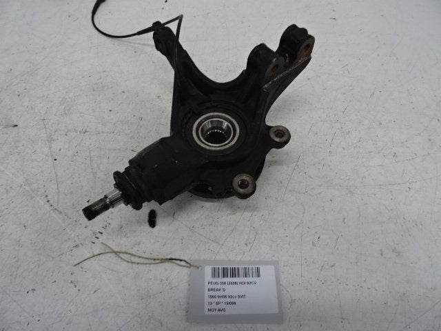 MOYEU DE ROUE AVANT GAUCHE Peugeot 308 SW (4E / H), Utilisé, Peugeot