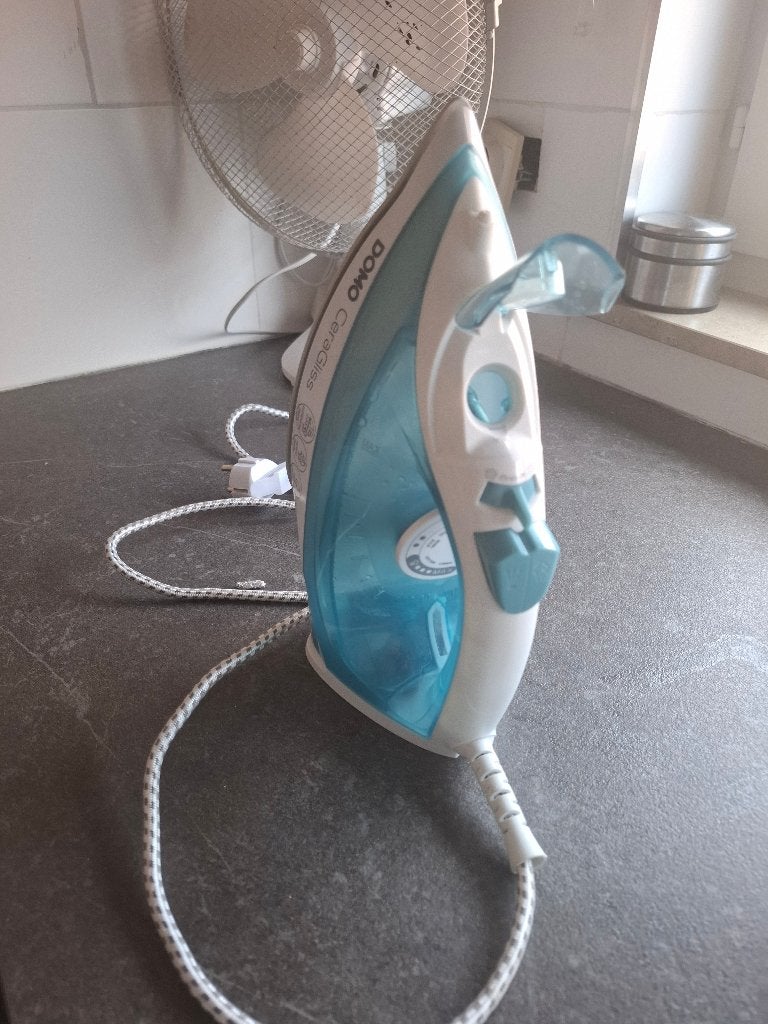 Strijkijzer, Elektronische apparatuur, Strijkijzers en Strijkplanken, Ophalen, Gebruikt, Strijkijzer met snoer