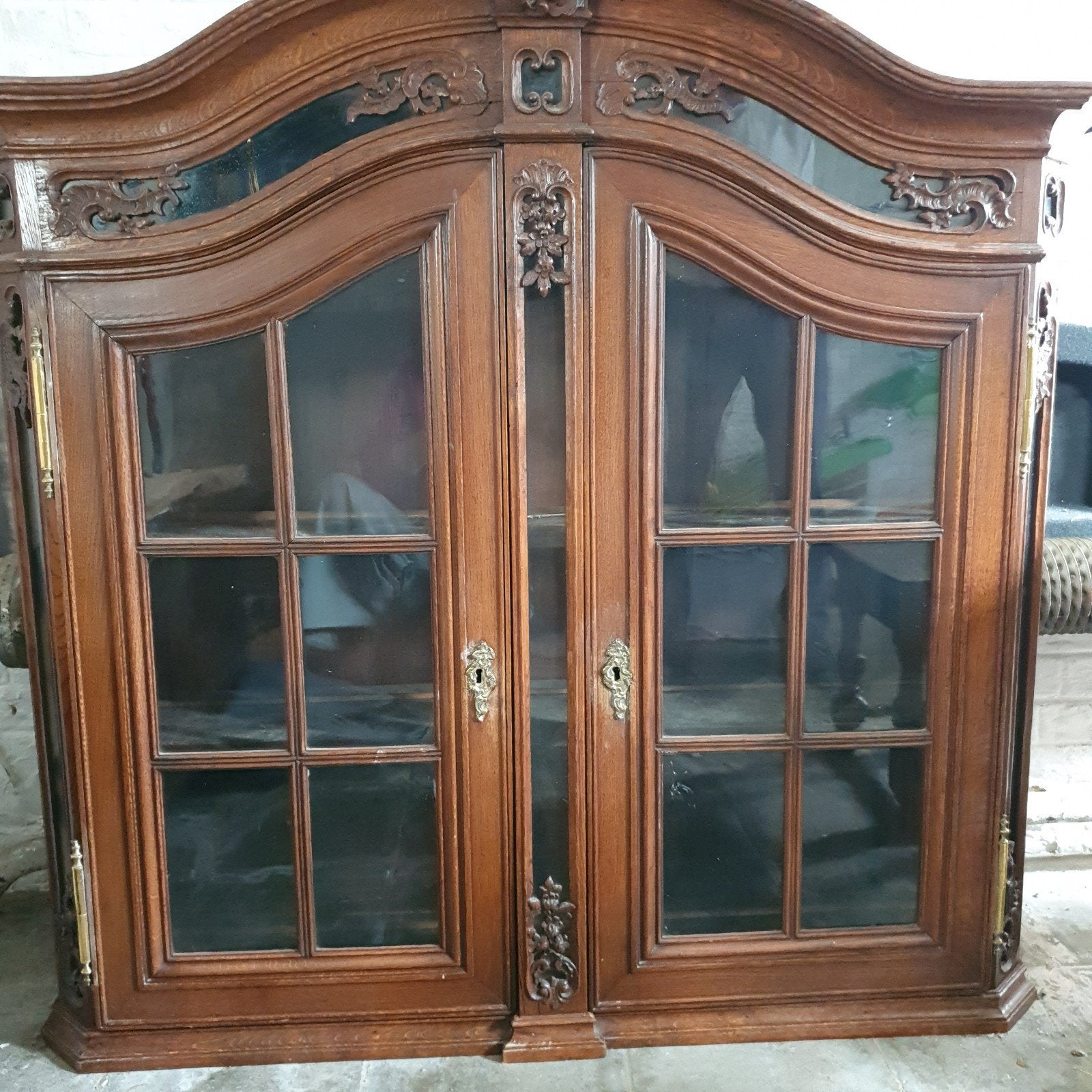 armoire vitrée en chêne, Enlèvement