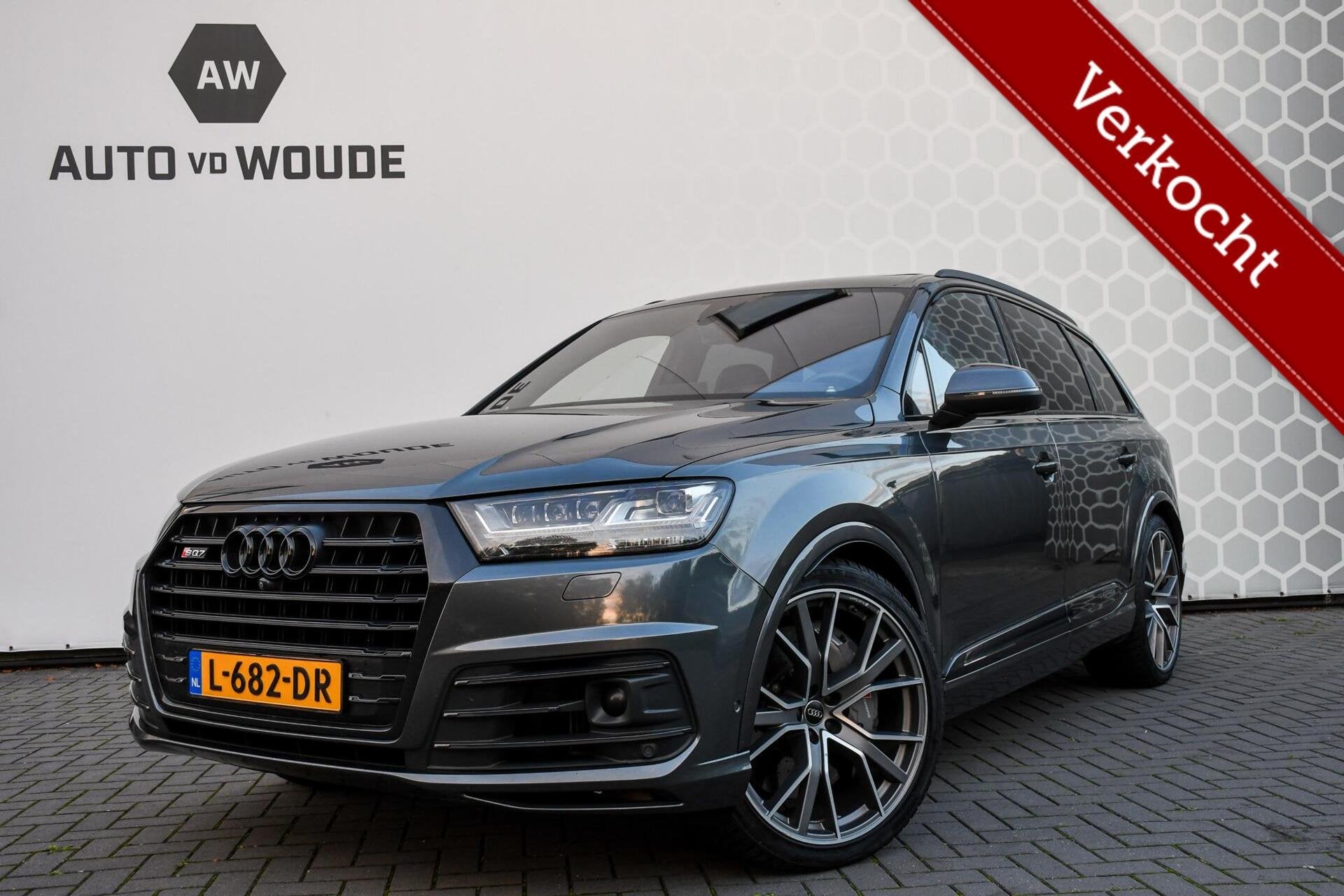 Audi SQ7 4.0 V8 TDI quattro S-line + 7p Ceramic 435PK PANO, Auto's, Automaat, SQ7, 435 pk, 7 zetels