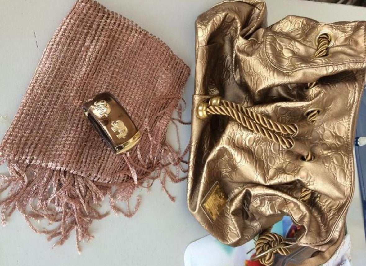 Handtas + bronzen sjaal - armband, Handtassen en Accessoires, Broches, Ophalen of Verzenden, Zo goed als nieuw, Koper