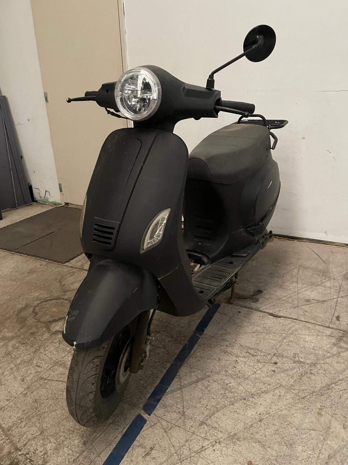 Riva scooter 50cc, Enlèvement, Utilisé, Essence