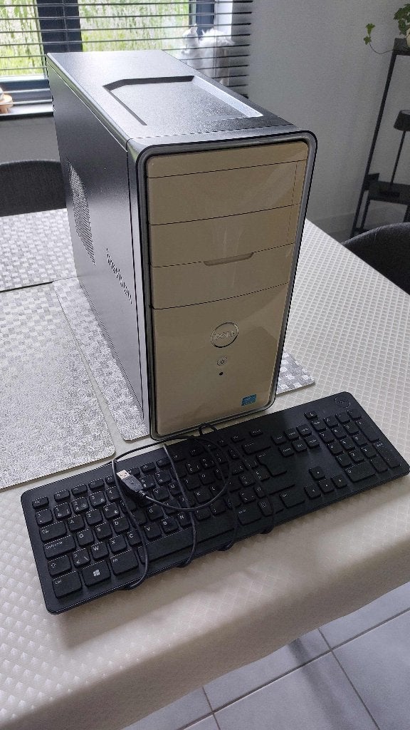 Dell desktop, Computers en Software, Desktop Pc's, Ophalen