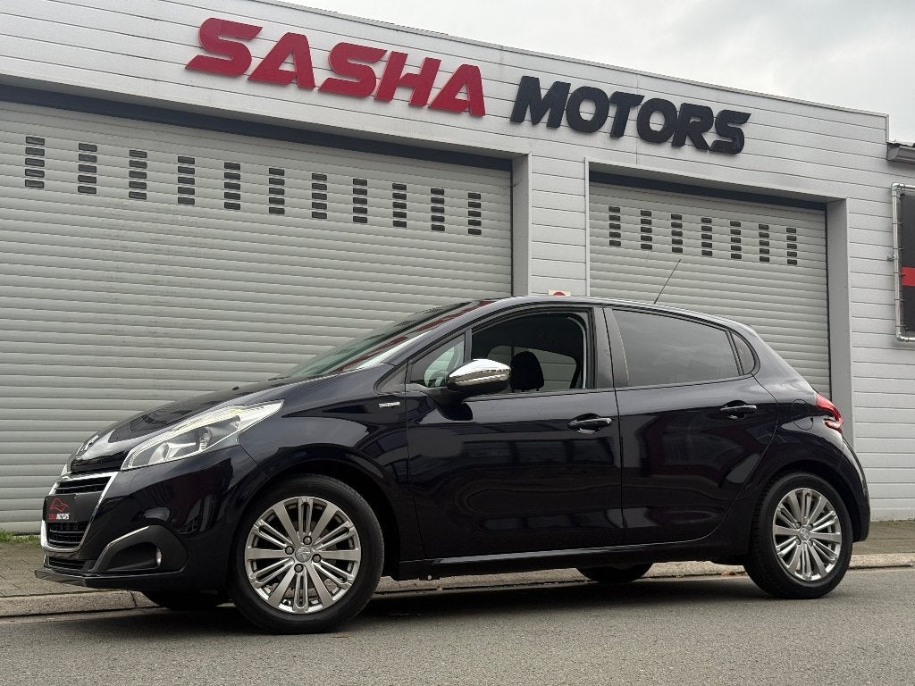 Peugeot 208 1.2 Benzine | CarPlay | Gekeurd | 12MGarantie, Auto's, Voorwielaandrijving, Dealer onderhouden, Stof, Radio