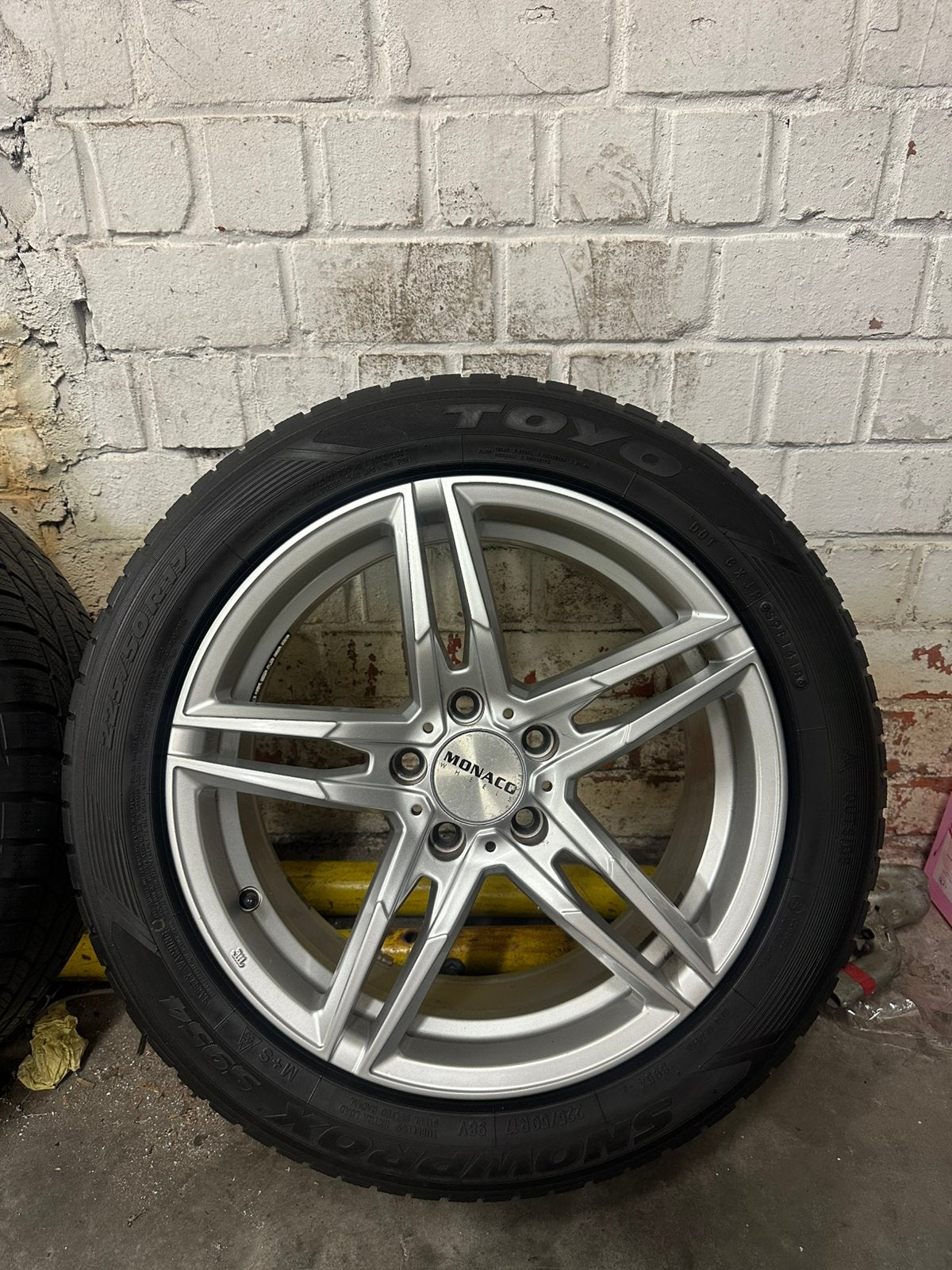 5x112, Auto-onderdelen, Ophalen, Band(en)