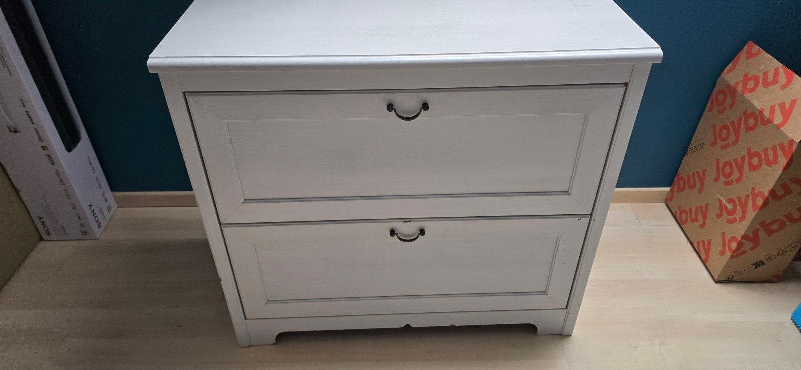 Ikea kast met twee lades, Huis en Inrichting, Woonaccessoires | Kisten, Ophalen