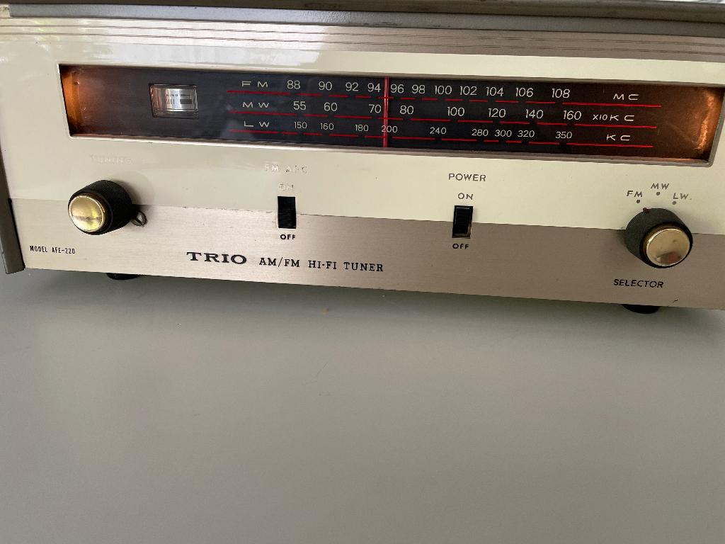 Très rare tuner à lampés kenwood, TV, Hi-fi & Vidéo, Tuners, Enlèvement ou Envoi, Utilisé