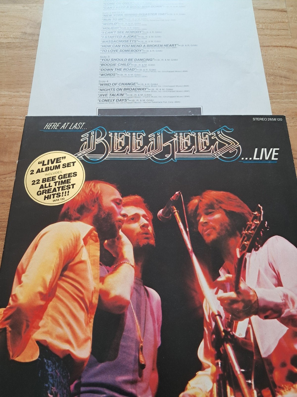 2 lp The Bee Gees, Fotohoes, Gebruikt, Ophalen of Verzenden, 1970 - 1979