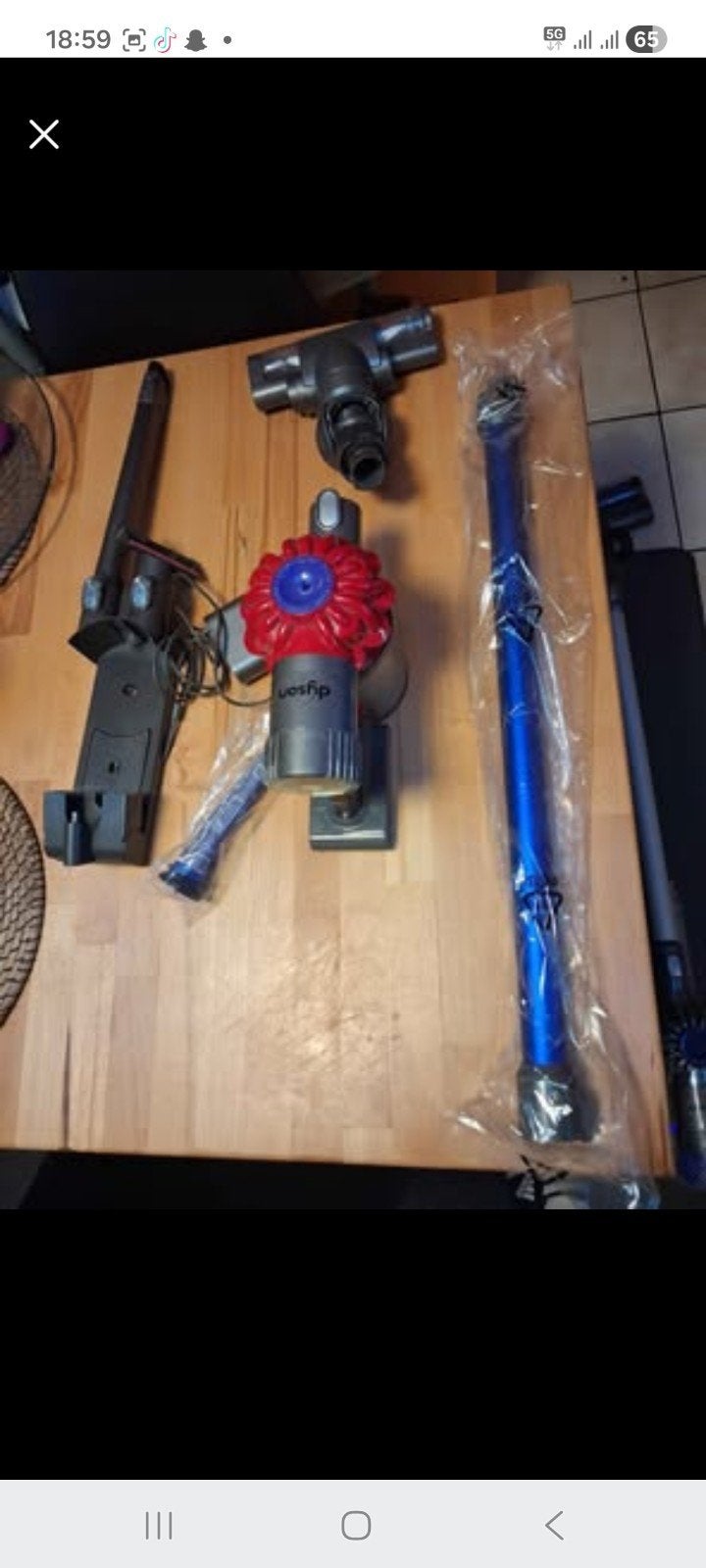 dyson v6 slim extra complet avec support etc, Electroménager, Enlèvement ou Envoi, Réservoir, Station de charge, Dyson