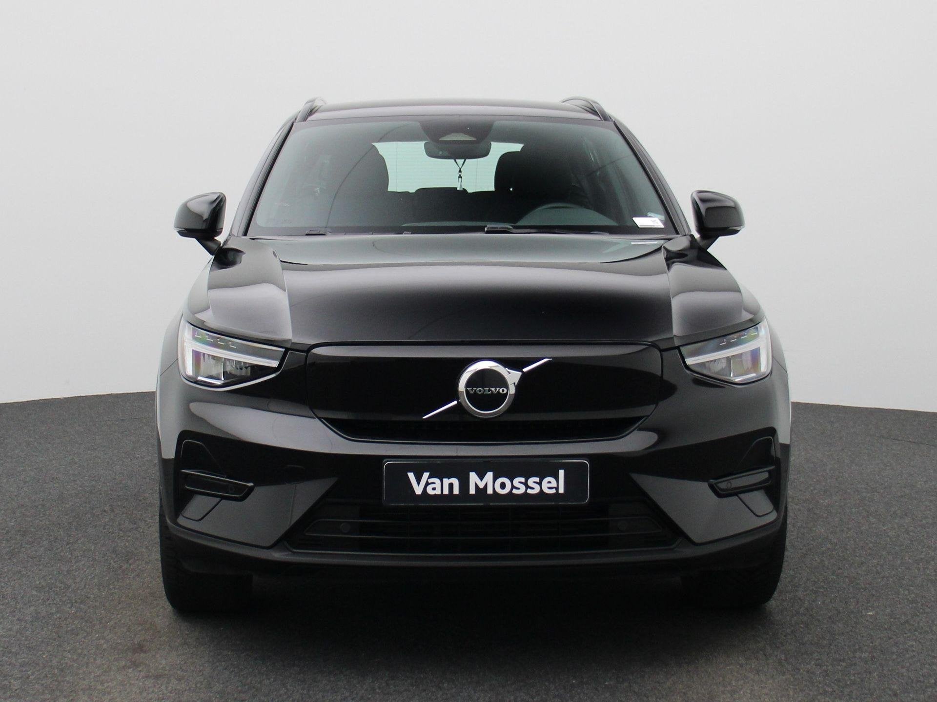 Volvo XC40 Recharge Core, Auto's, Gebruikt, https://public.car-pass.be/vhr/1ac3f82b-4cca-42d3-9f17-137ad40dec40, 5 deurs, 69 kWh