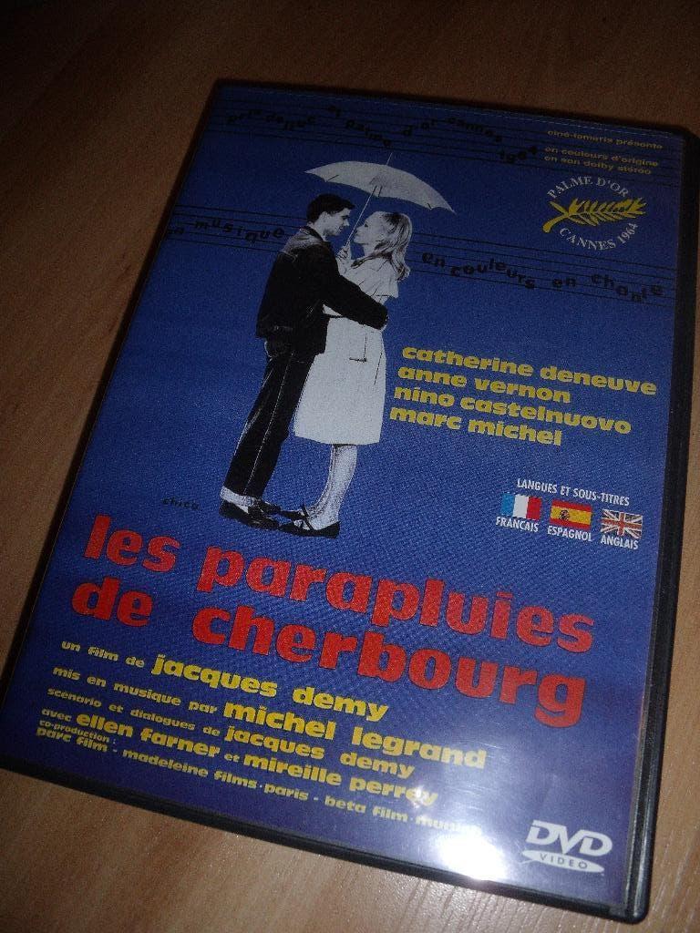 Les parapluies de Cherbourg (Catherine Deneuve), CD & DVD, DVD | Classiques, Comme neuf, 1960 à 1980, Envoi, Comédie