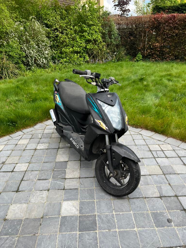 B klasse brommer, Fietsen en Brommers, Brommeronderdelen | Algemeen, Zo goed als nieuw, Uitlaat, Ophalen