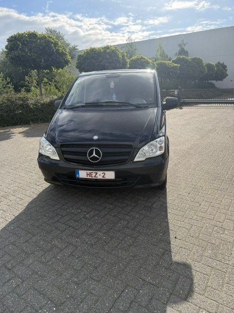Mercedes Vito V6 lichte vracht autom,Navi, Automaat, Euro 5, Achterwielaandrijving, Zwart