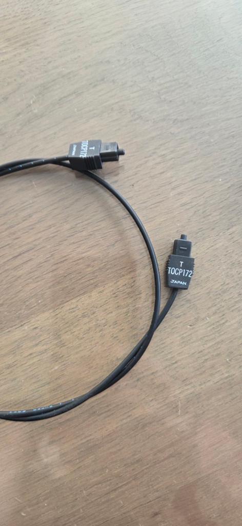 Câble à fibre optique Toshiba TOCP172., Enlèvement