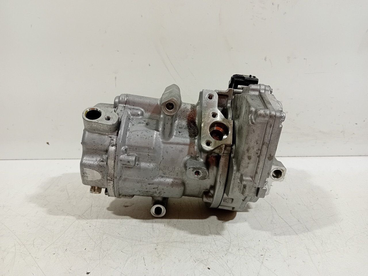 Airco pomp Renault Captur, Onderdelen@venauto.nl, Van der Ven Autorecycling B.V., Gebruikt, Ettenseweg 76, 4706 PB Roosendaal, The Netherlands