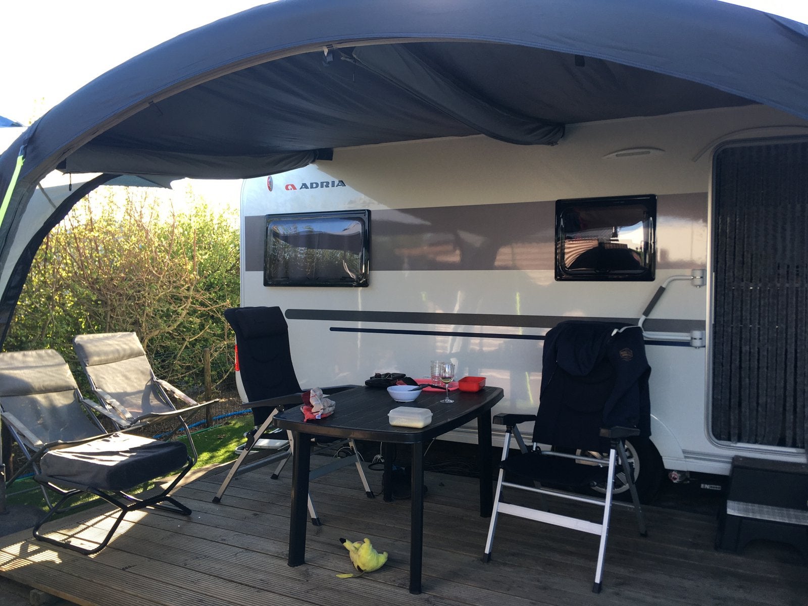 Opblaas luifel, Caravans en Kamperen, Voortenten en Luifels, Ophalen, Zo goed als nieuw