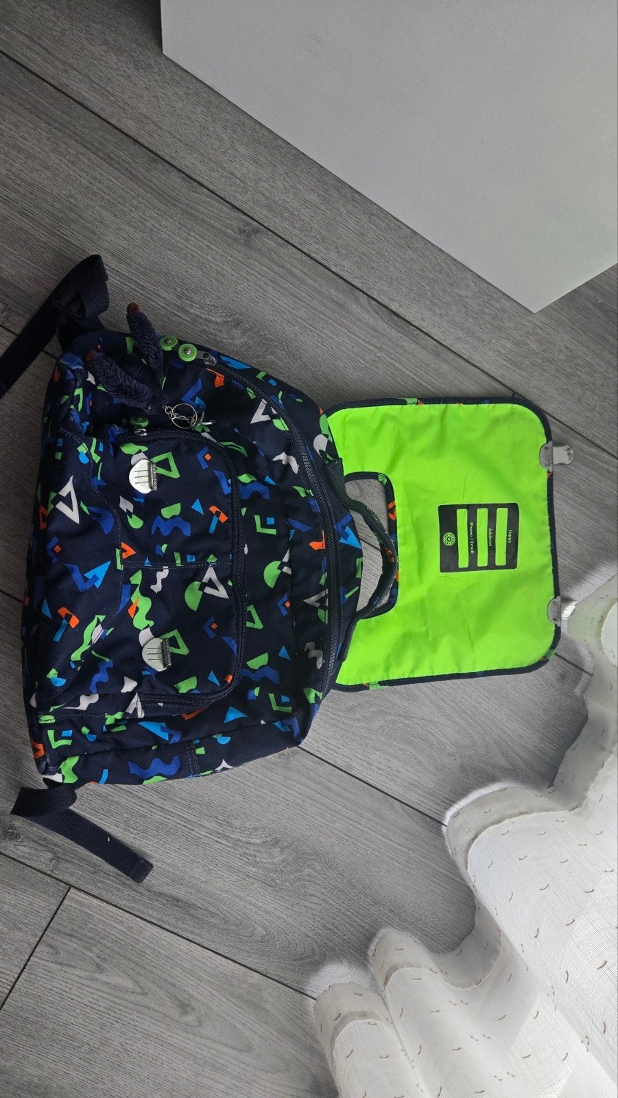 2 Kipling boekentassen te koop, Enlèvement