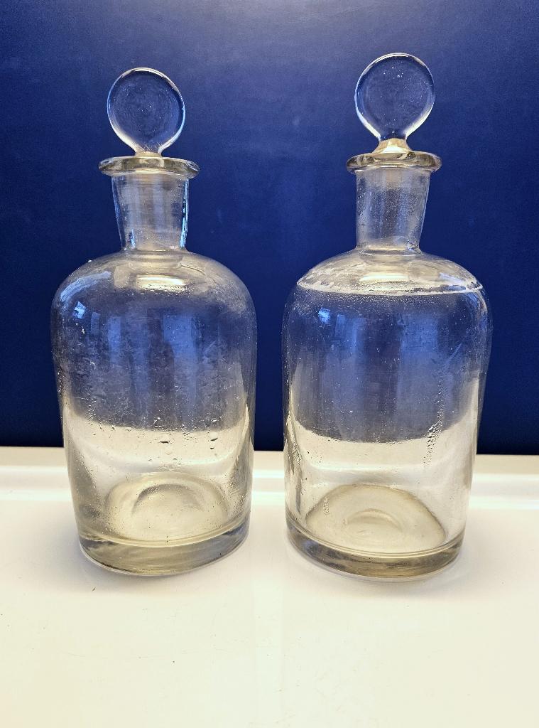 2 vintage flesjes., Antiek en Kunst, Ophalen