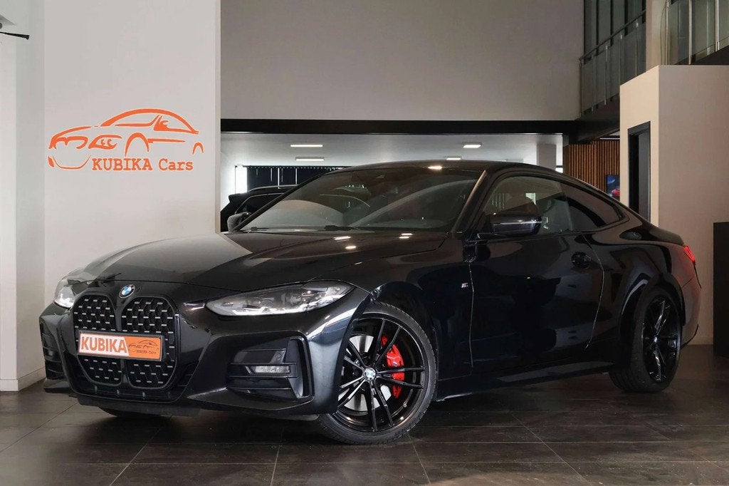 BMW 4 Serie 420 Coupé 420iAS (bj 2022, automaat), 4 cilinders, Zwart, 2 deurs, 125 g/km