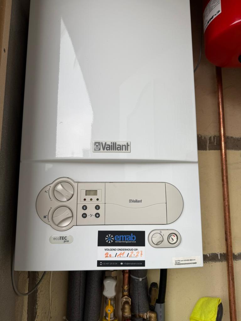Vaillant van. 28 nog compleet Hij wel niet opstarten, Bricolage & Construction, Chauffe-eau & Boilers, Enlèvement, Comme neuf