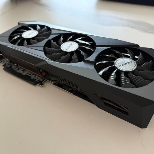 Gigabyte GeForce RTX 3070 Ti Gaming OC 8GB, Informatique & Logiciels, Cartes vidéo, HDMI, GDDR6, Comme neuf, Enlèvement