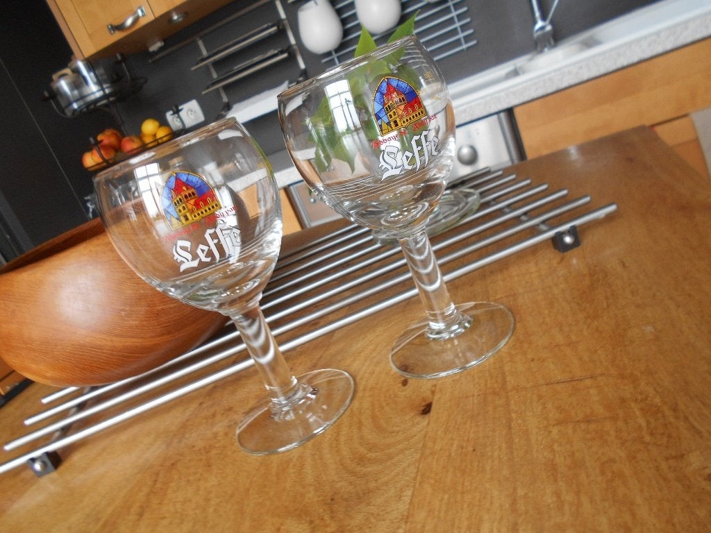 Leffe...lot de 2 verre a bière  pour 5e, Maison & Meubles, Verre ou Verres, Comme neuf, Verre, Enlèvement