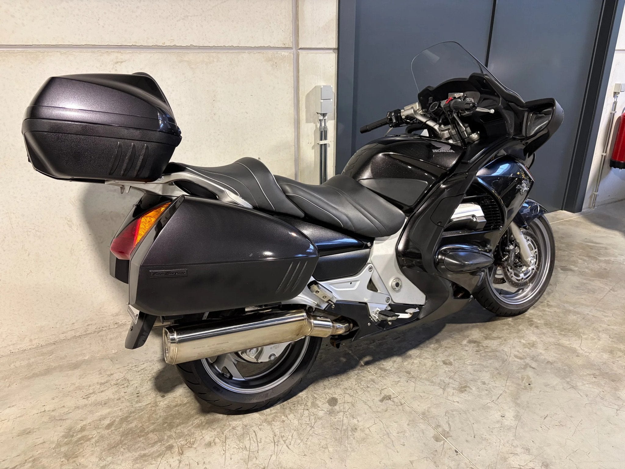Honda ST1300 Pan European met opties in heel mooie staat, Motoren, Meer dan 35 kW, Toermotor, 1300 cc, Handgeschakeld