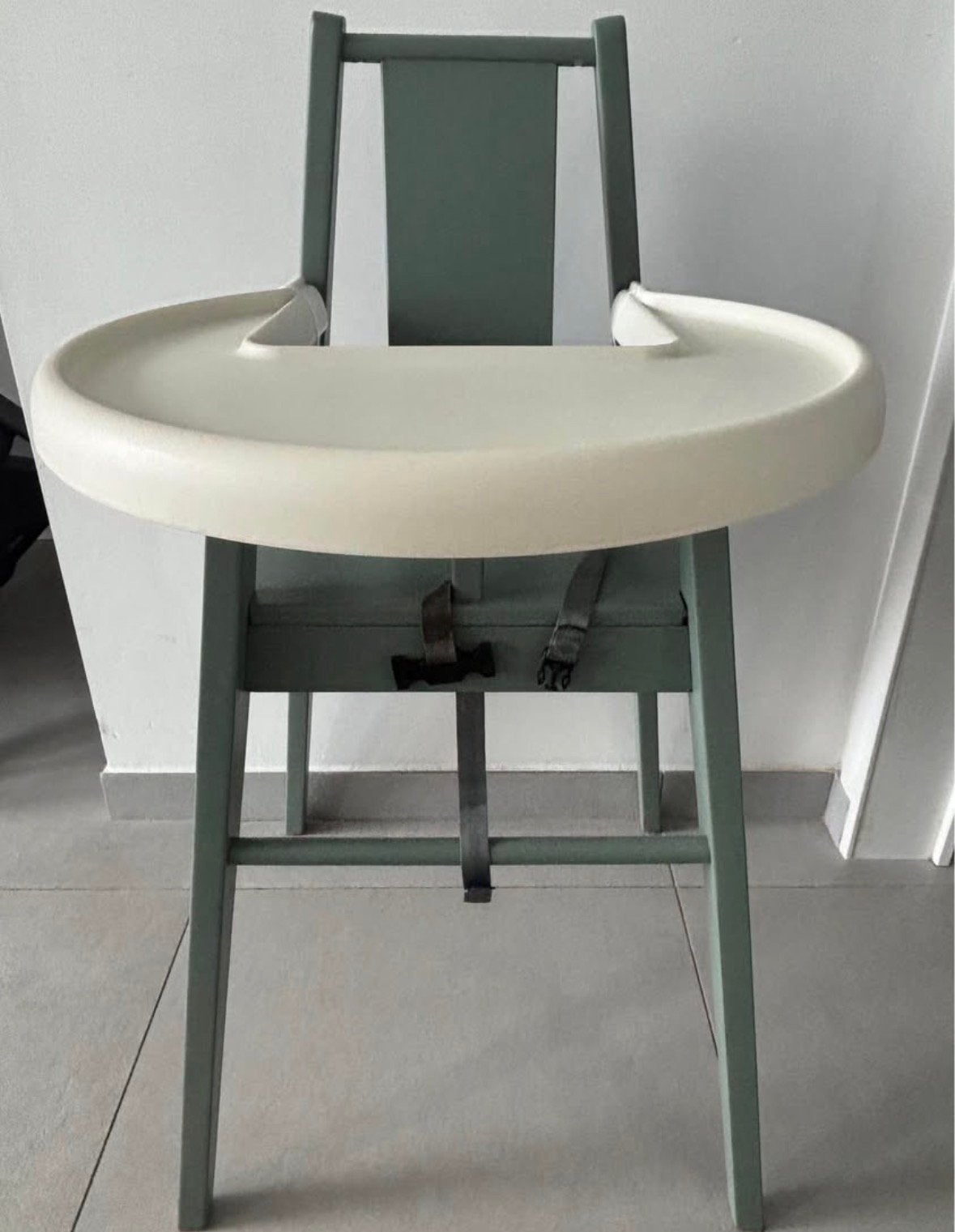 Chaise haute bébé en bois vert sauge IKEA BLÅMES, Enlèvement, Utilisé