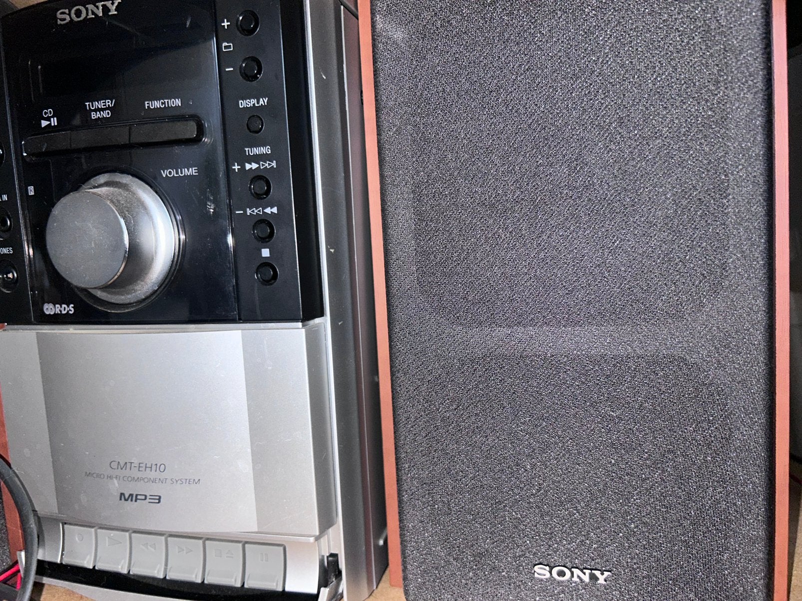 Sony CMT-EH-10, TV, Hi-fi & Vidéo, Enlèvement ou Envoi, Ne fonctionne pas
