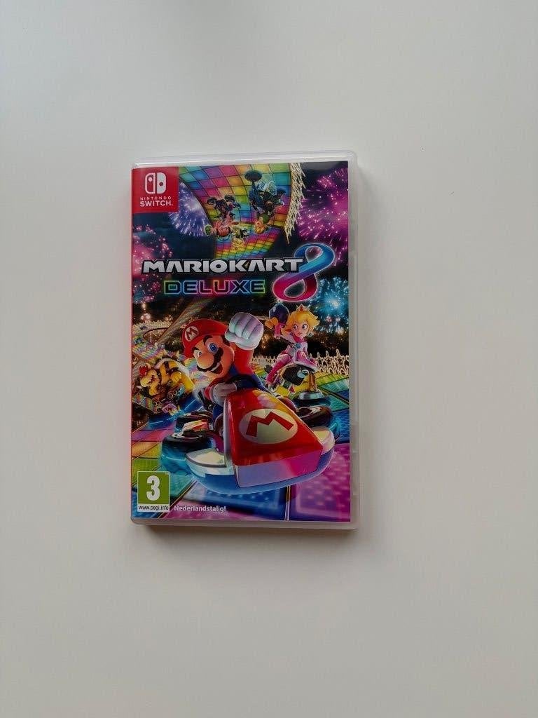 Mario Kart 8 Deluxe, Course et Pilotage, Enlèvement, À partir de 3 ans, 3 joueurs ou plus