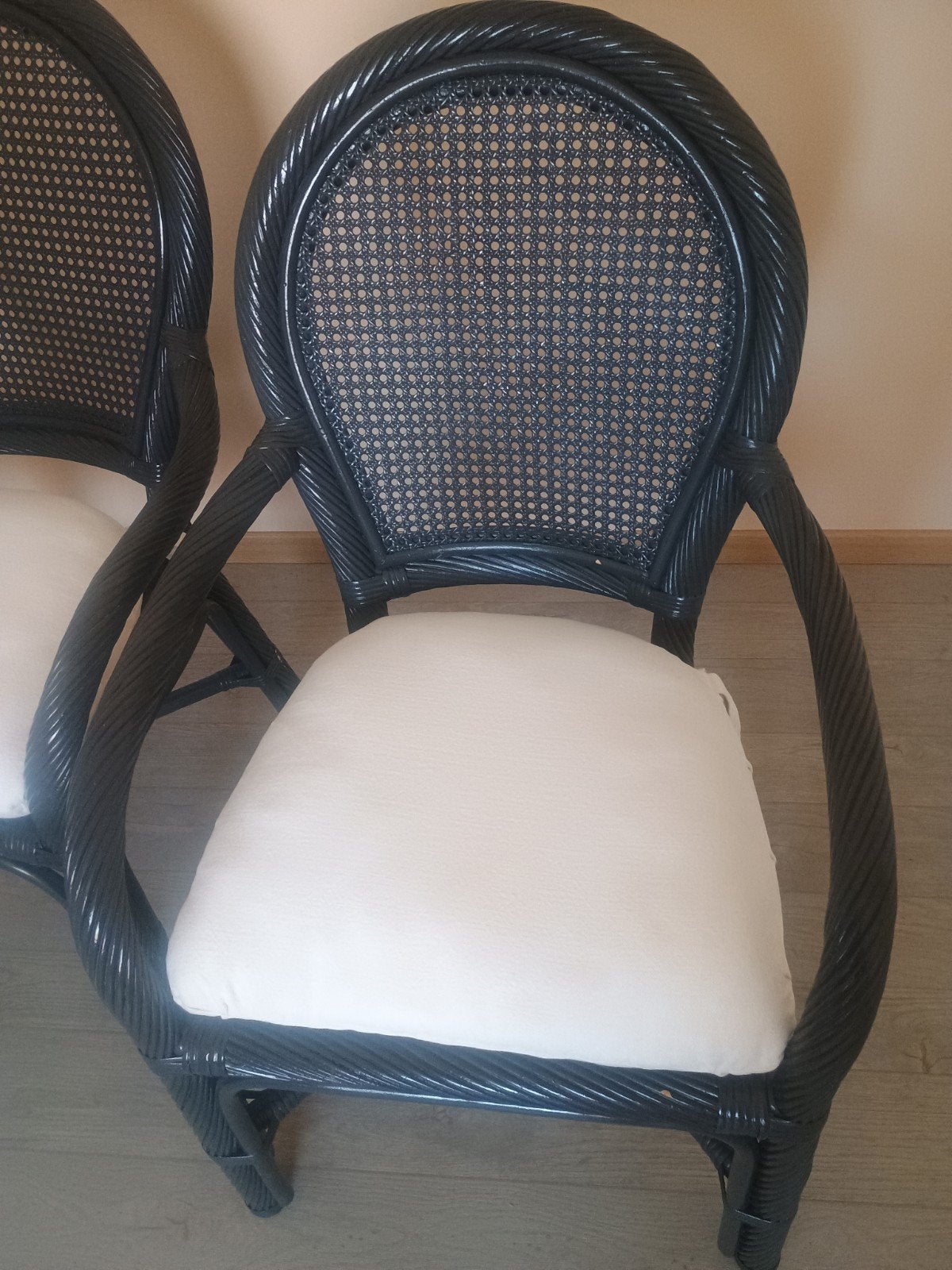 set van 2 zwarte rotan stoelen, Osier ou Rotin, Comme neuf, Deux, Enlèvement