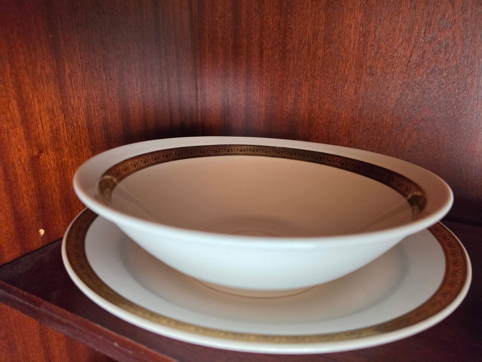 service de table en porcelaine, Enlèvement, Porcelaine