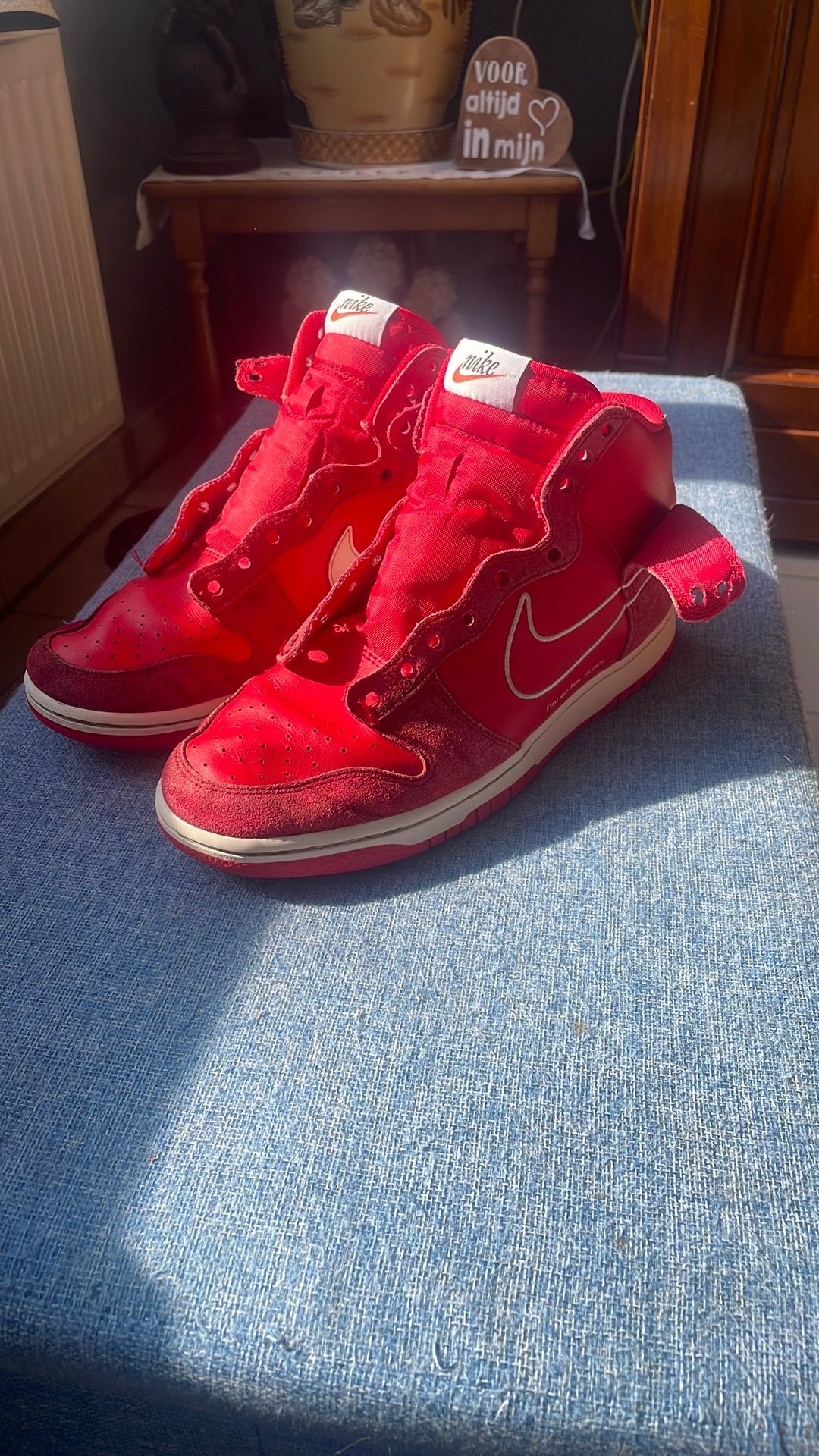 Rode Nike Dunk High first use university red, Kleding | Heren, Schoenen, Ophalen, Gedragen, Overige kleuren, Sneakers