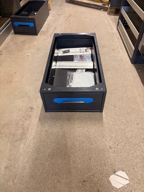 SORTIMO (1129) L100 B49 H26 €299, Auto diversen, Auto-accessoires, Zo goed als nieuw, Ophalen