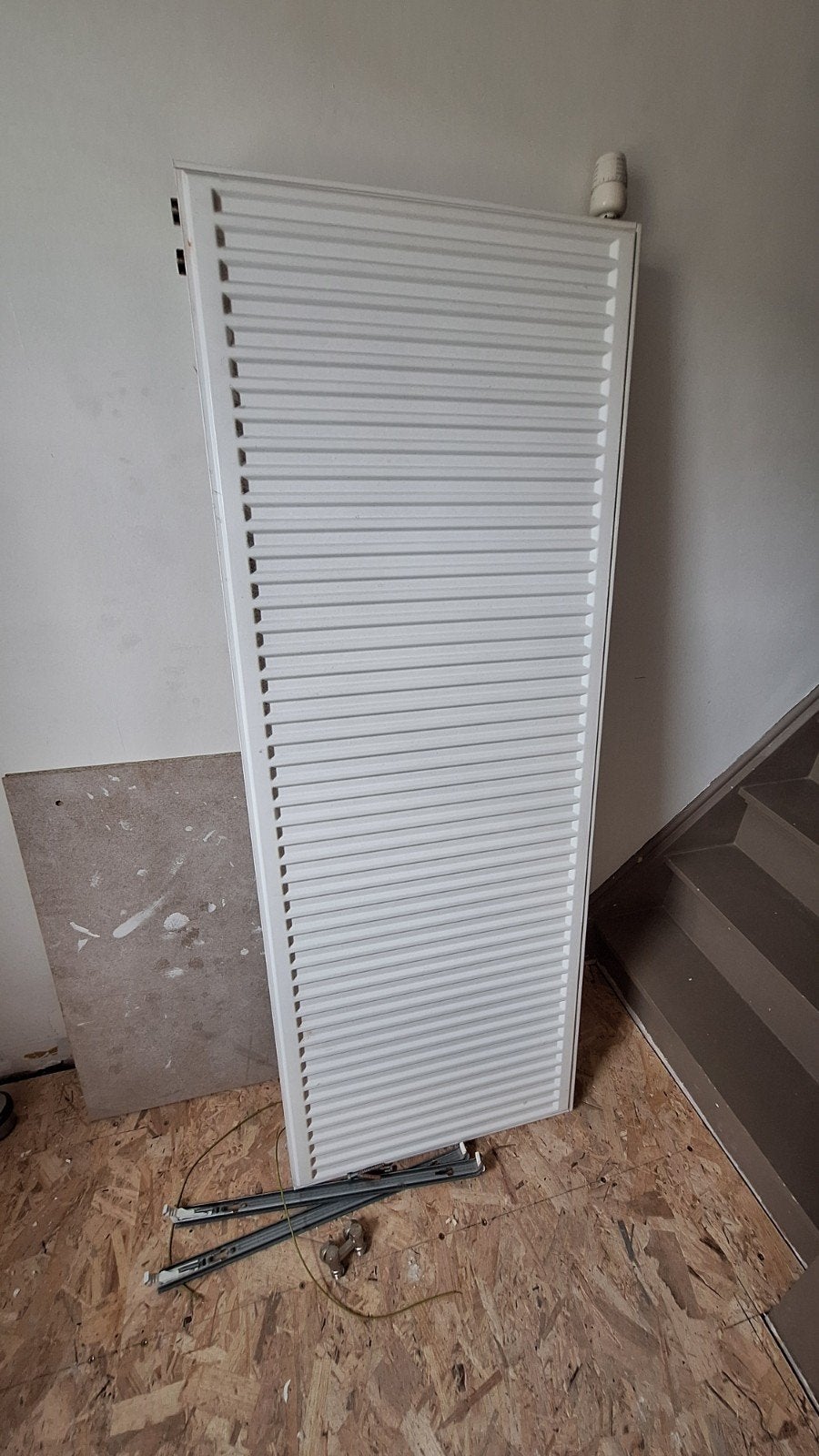 Sanitair verwarming 60 x 160 x 10 rechtse aansluiting, Doe-het-zelf en Bouw, Ophalen