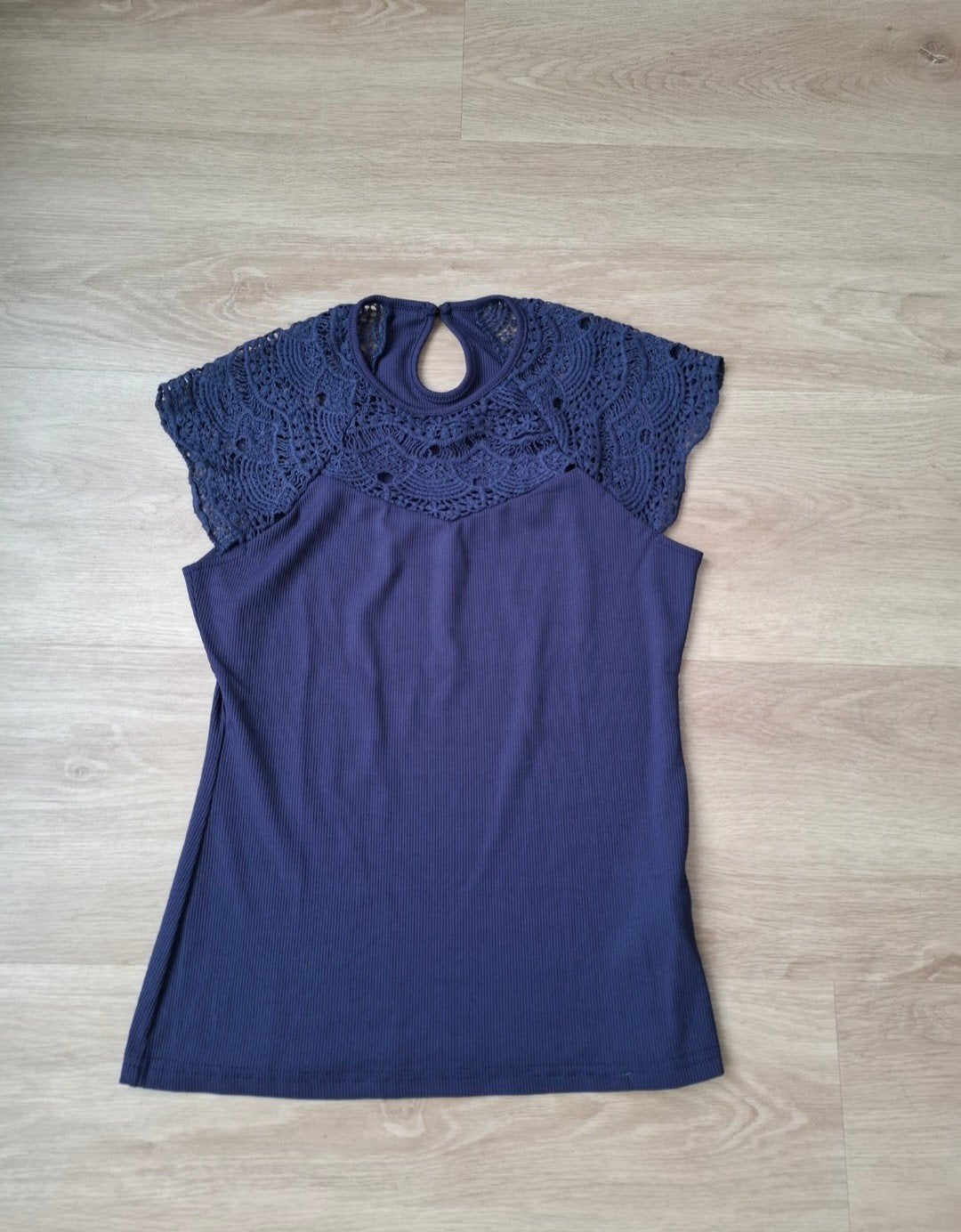 Nieuw! Shirt Shein maat 38, Kleding | Dames, T-shirts, Shein, Ophalen of Verzenden, Nieuw, Maat 38/40 (M)
