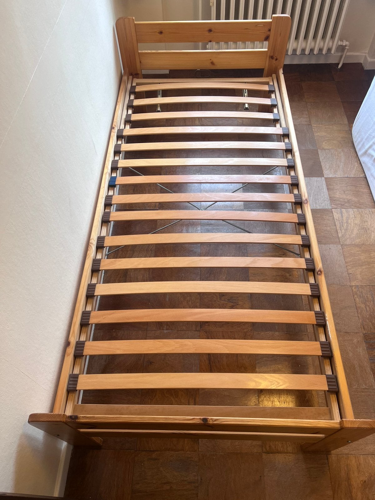 Lit + matelas 1P, Maison & Meubles, Chambre à coucher | Lits, Utilisé, Une personne, 90 cm, Enlèvement
