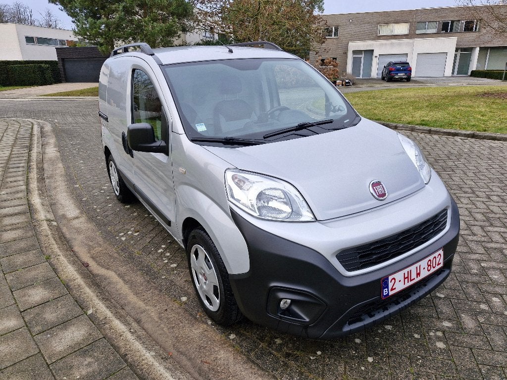 Fiat Fiorino, Autos, Argent ou Gris, Achat, Euro 6, Boîte manuelle