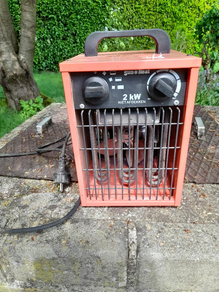 Electrische verwarming, 800 watts ou plus, Moins de 60 cm, Enlèvement, Utilisé