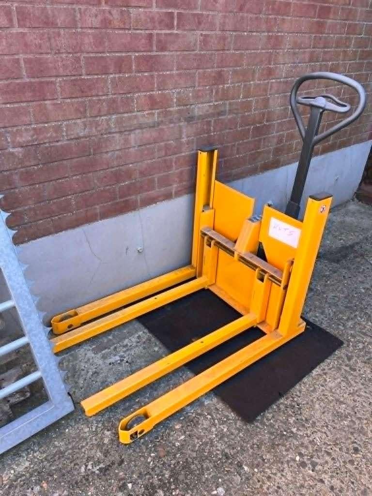 Breedspoor handtranspallet Jungheinrich AM V05, Ophalen, Jungheinrich, Tot 1000 kg, Handmatig