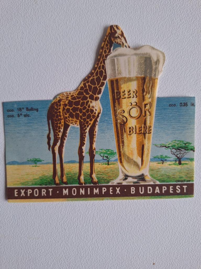 Oud groot bieretiket Sör bier Budapest giraf, Ophalen of Verzenden