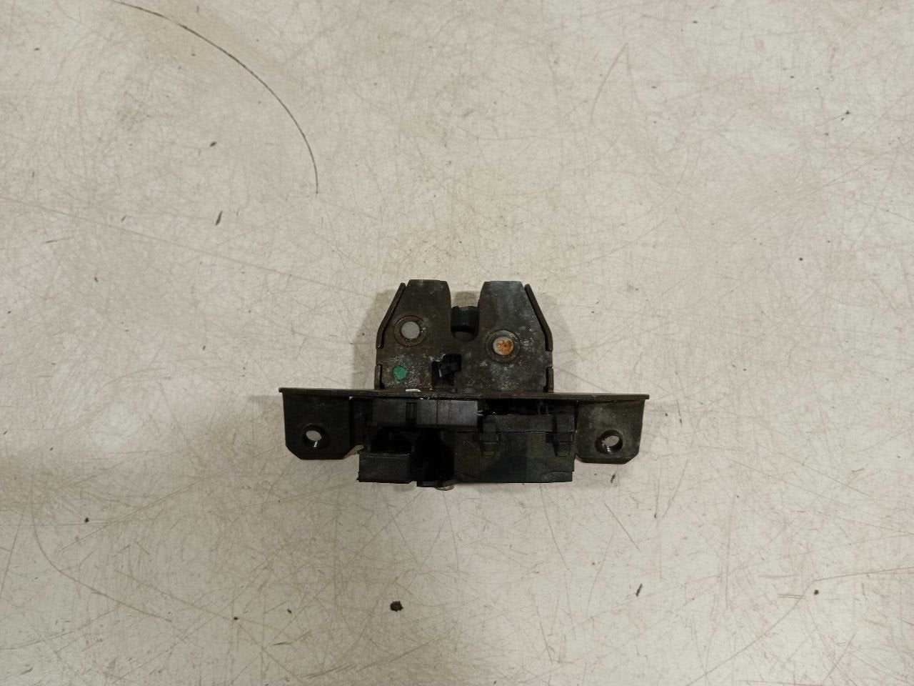 Slot mechaniek kofferdeksel achterklep elektrisch Opel Astra, Auto-onderdelen, Onderdelen@venauto.nl, Van der Ven Autorecycling B.V.